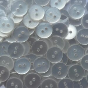 Пуговица 2-П д.11мм белая (144 шт/уп) МВС9880, упак